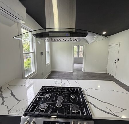 3rd image of 49 Union Pl