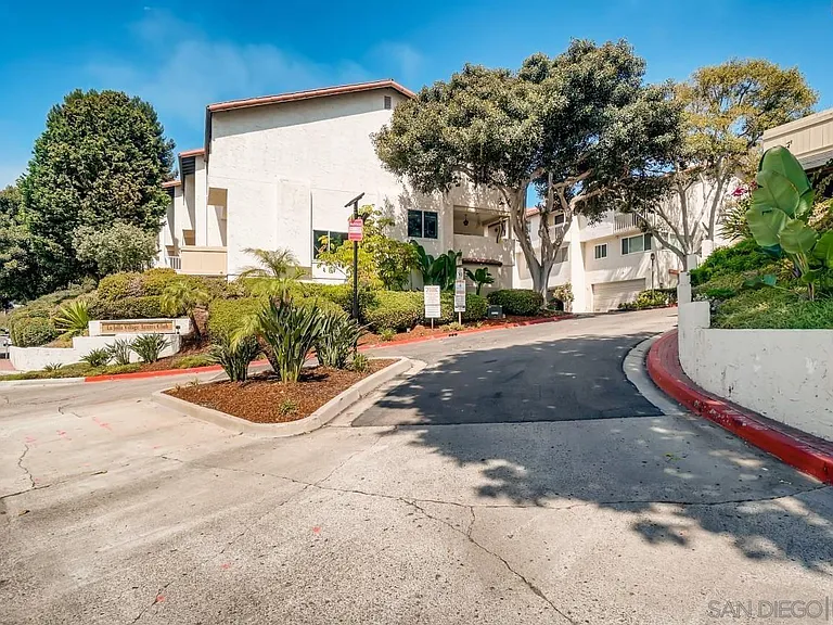 3970 La Jolla Village Dr — Photo 2