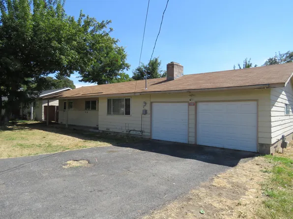 5638 Bel Aire Dr, Klamath Falls, OR 97603