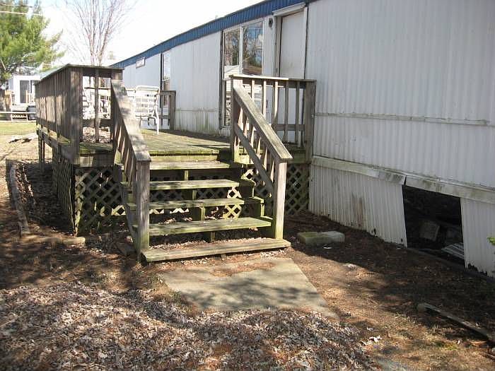 1st image of 28 Avenue E
