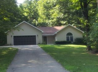 1444 Nellie Ln, Kent City, MI