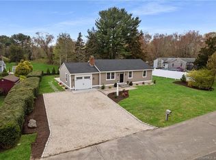 41 Sunnybrook Ln, Clinton, CT 06413