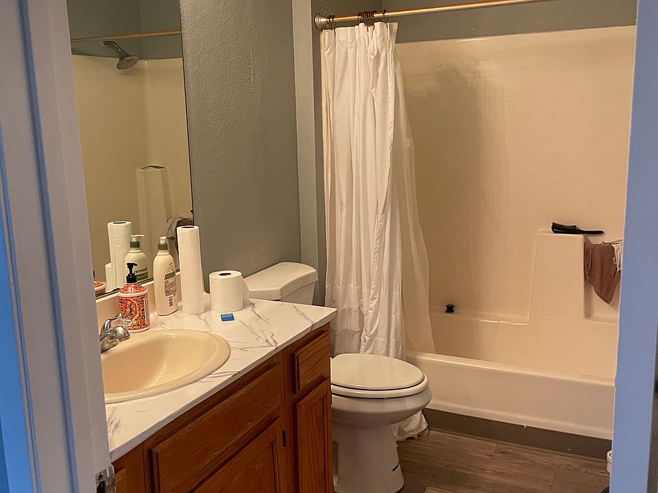 2nd image of 512 Athena APT 4