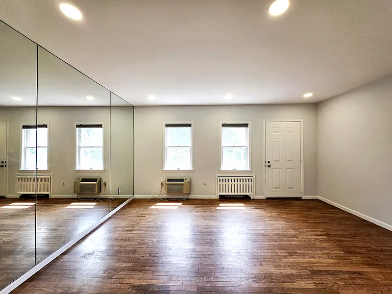 616D Grand Ave — Photo 8