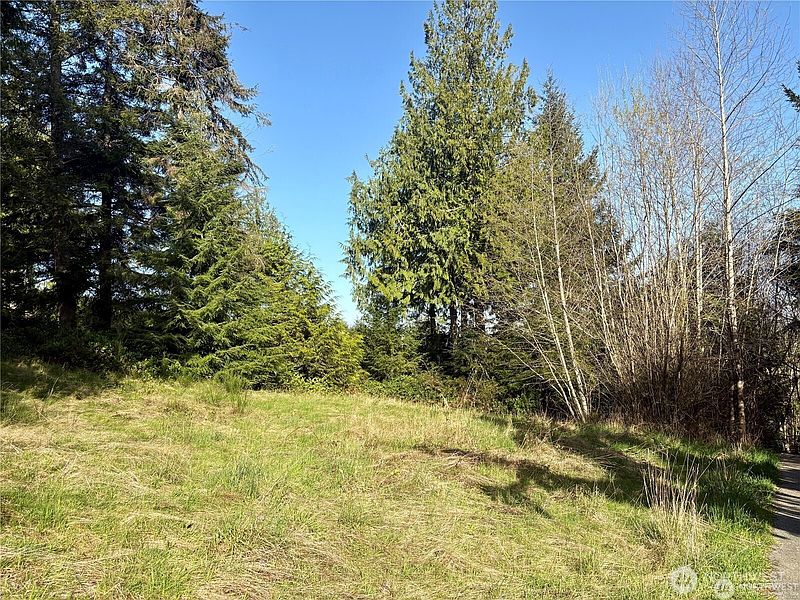 4th image of 103 Wells Ridge Court
