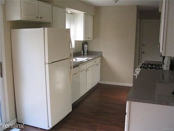 2nd image of 1338 E University Ave