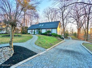 33 Appletree Dr, Matawan, NJ 07747