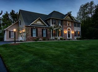 25 Laurel Ridge Rd, Southwick, MA 01077