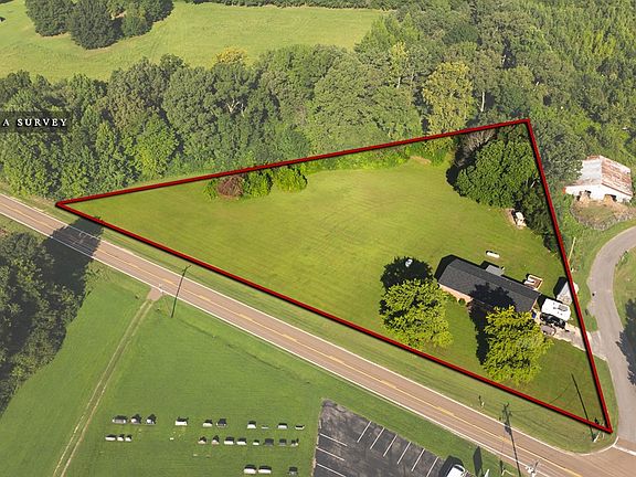 2nd image of 4589 Palmersville Hwy #89
