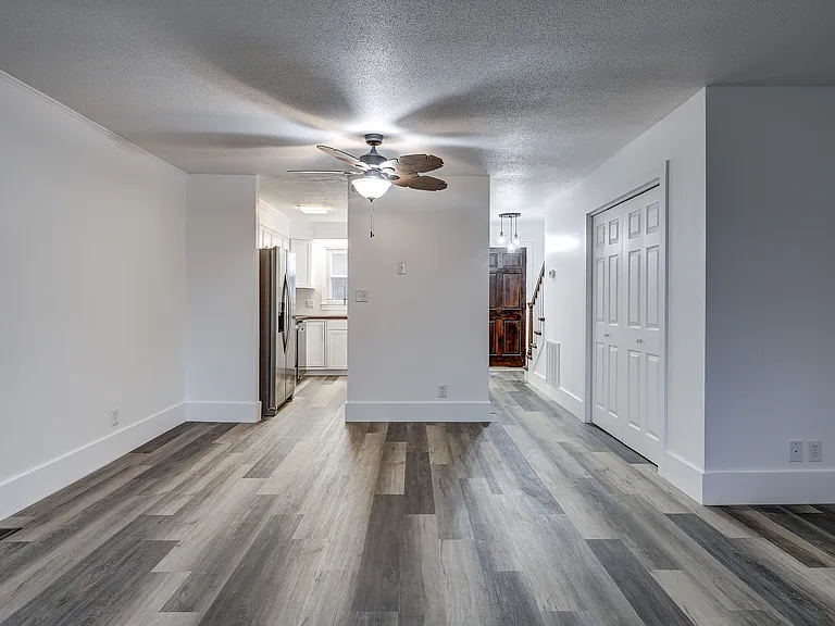 228 Wildwood Dr — Photo 6