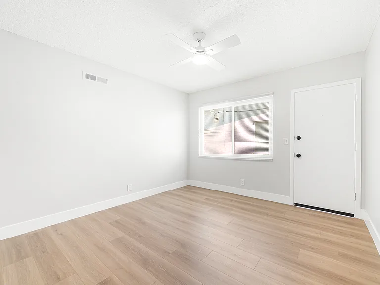 11126 Crenshaw Blvd #1 — Photo 10