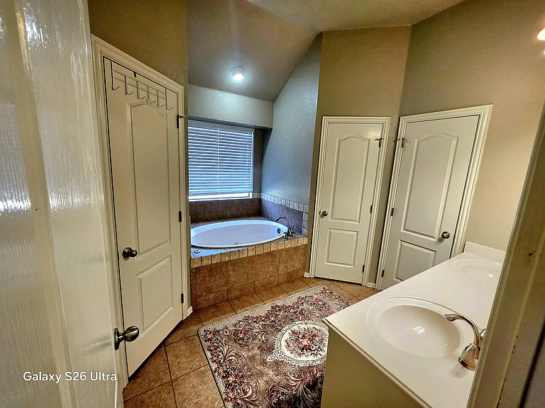 905 Ambling Way Ct — Photo 17