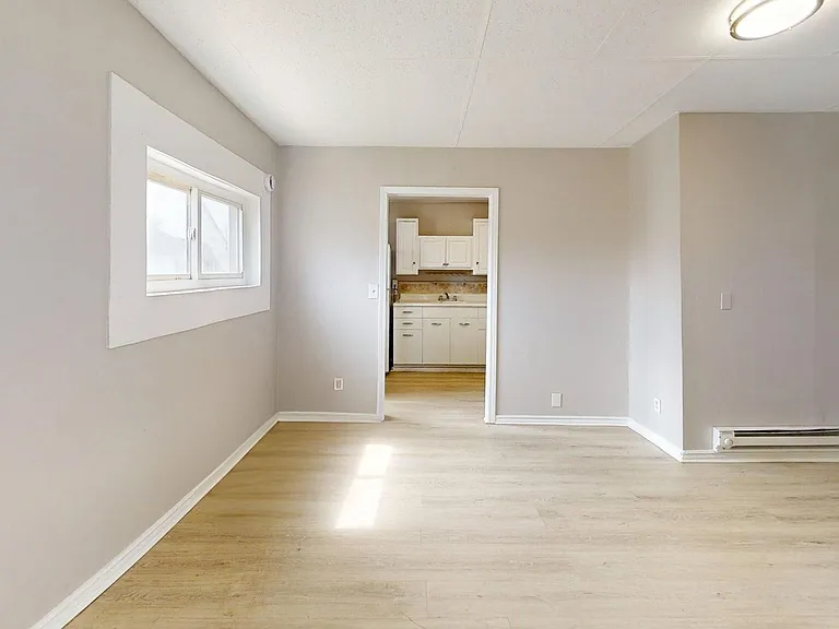 2550 Elyria Ave — Photo 47