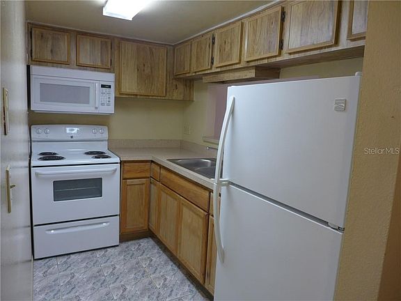2nd image of 7181 E Bank Dr #103