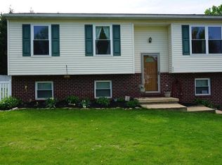 347 Pine Valley Dr, Felton, PA 17322