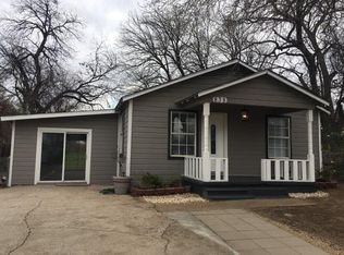 838 NE 29th St, Grand Prairie, TX 75050