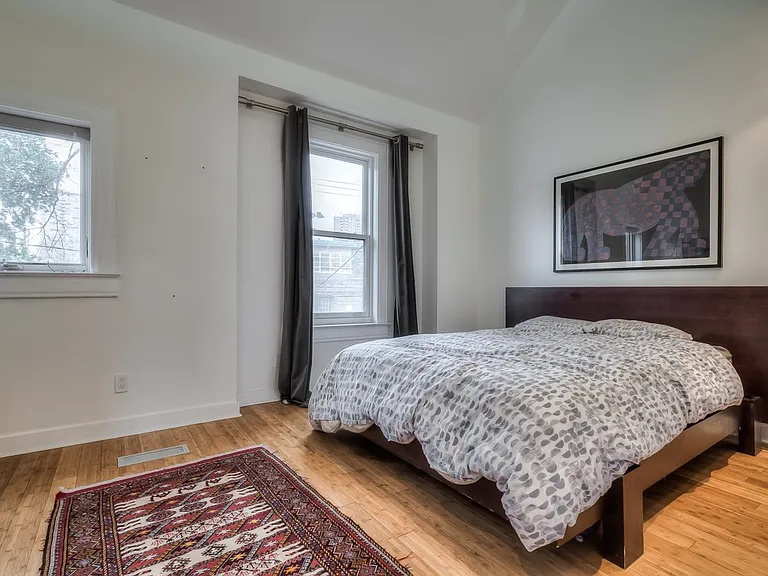 133 Munro St — Photo 12