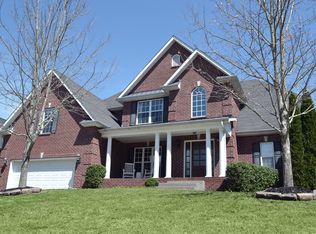 2760 Trasbin Ct, Thompsons Station, TN 37179