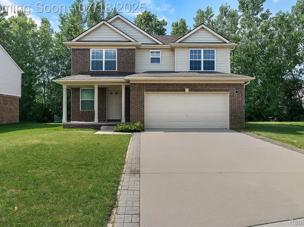 39115 Huron Pkwy, Westland, MI 48185