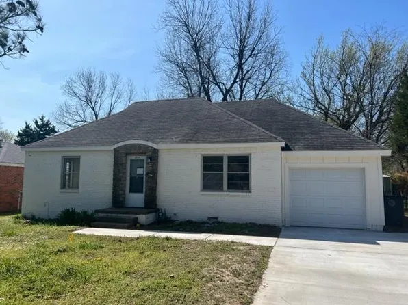 2614 E 1st St S, Tulsa, OK 74104