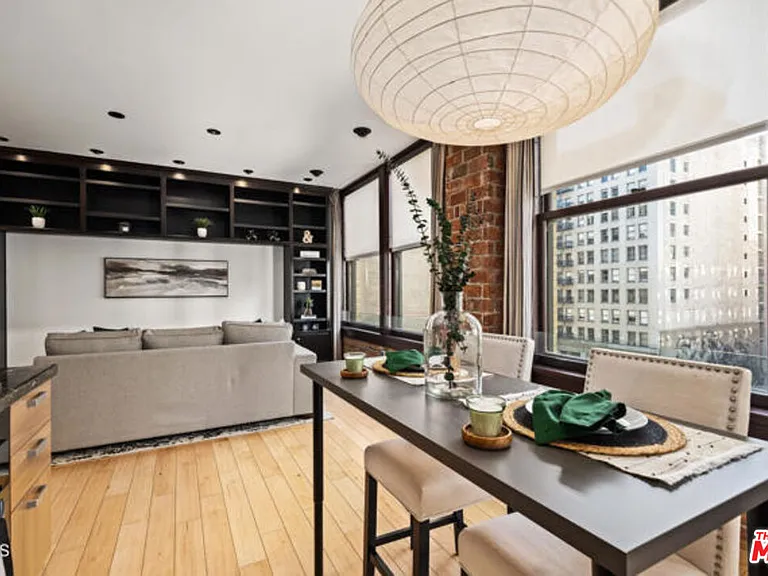 460 S Spring St #601 — Photo 6