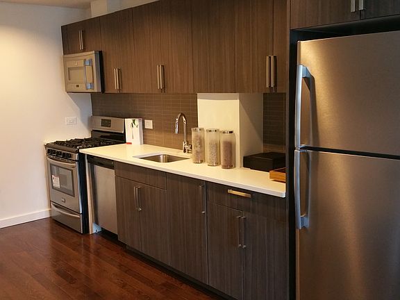 5th image of 1215 Broadway APT 204