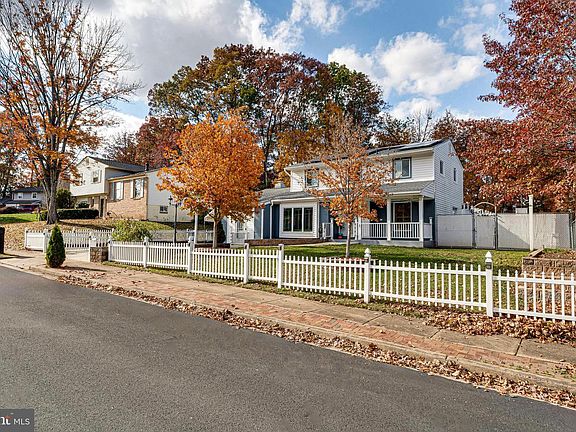 4th image of 9212 Timberwood Ct
