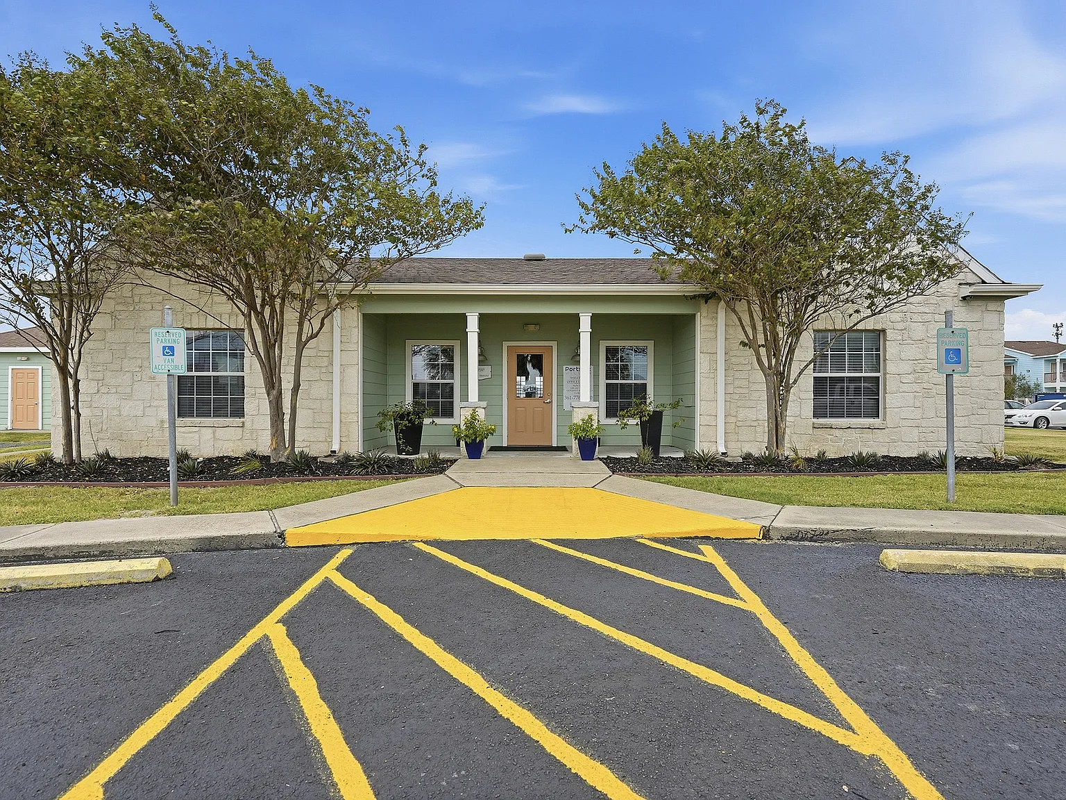 Portside Villas — Photo 2