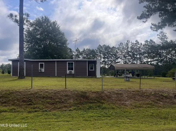 136 E T Poole Rd, Poplarville, MS 39470