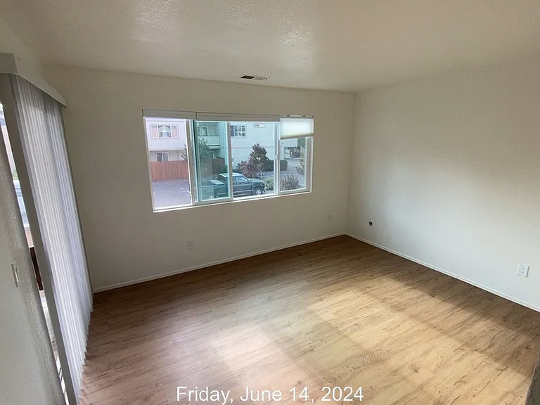 371 Enterprise Dr — Photo 17