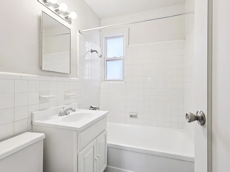 Greenwood Village Apartments — Photo 7