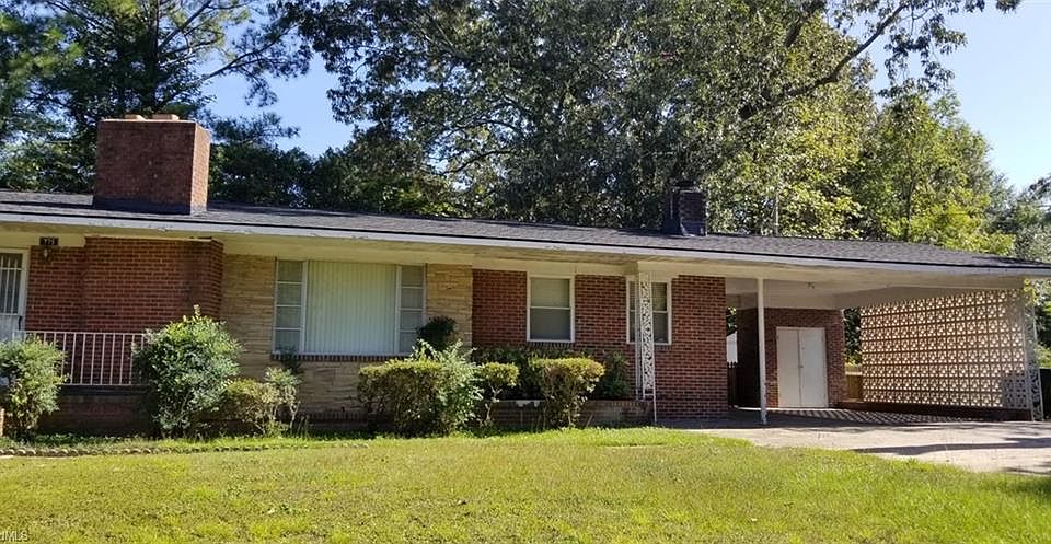1st image of 775 Rosewood Ave