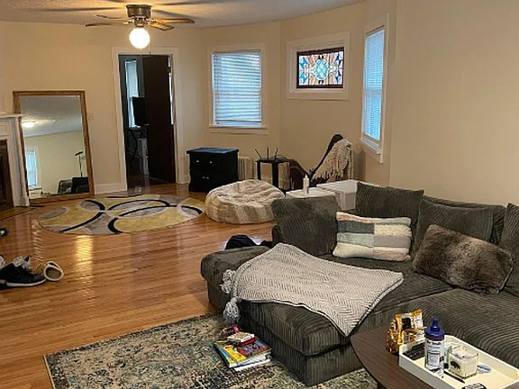 2nd image of 86 Harper St #2