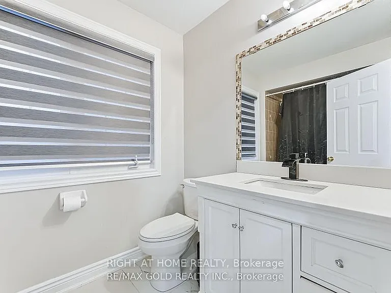 29 Laurentide Cres #UPPER — Photo 20