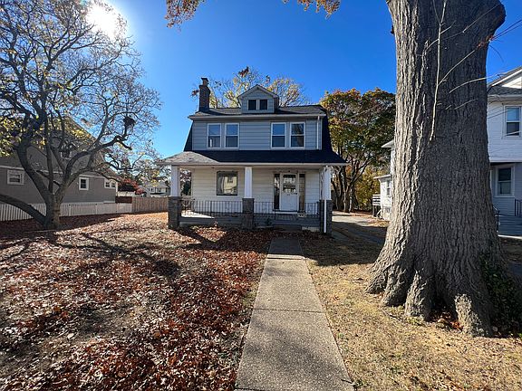 2nd image of 302 E Ashland Ave
