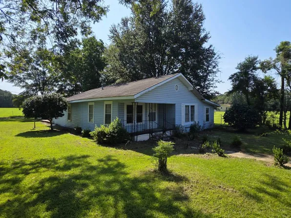1009 Barnes St, Opp, AL 36467