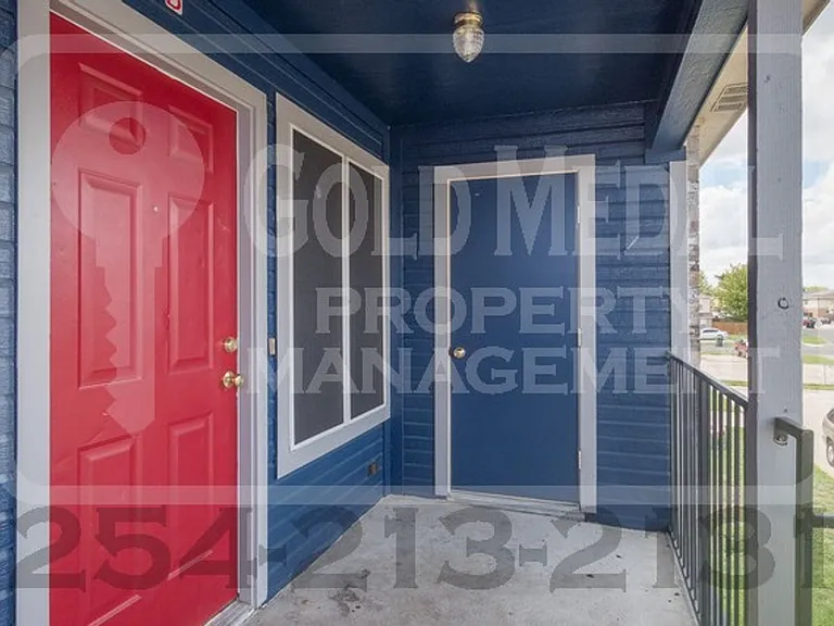 3402 Hereford Ln — Photo 12