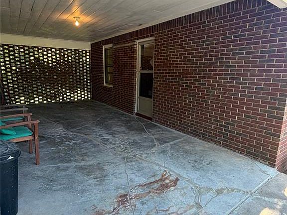 5th image of 4455 Hillpine Rd