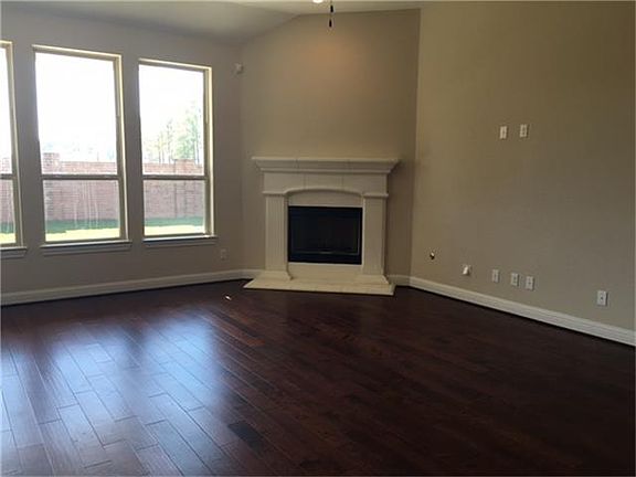 4th image of 9431 Brannok Ln