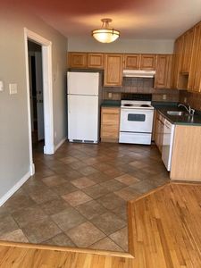 925 E 8th Ave, Denver, CO, 80218