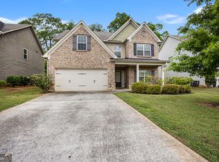 380 Autumn Bluff Dr, Lawrenceville, GA 30044