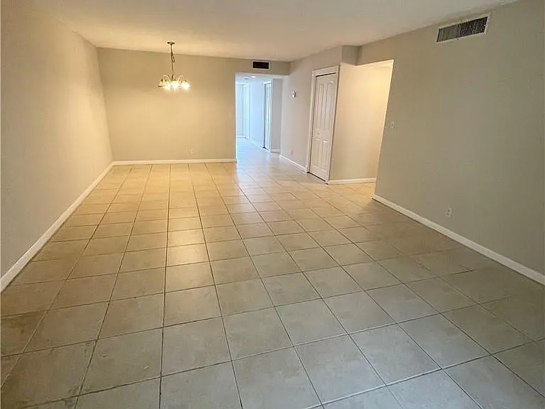 197 Lakeview Dr #202 — Photo 10