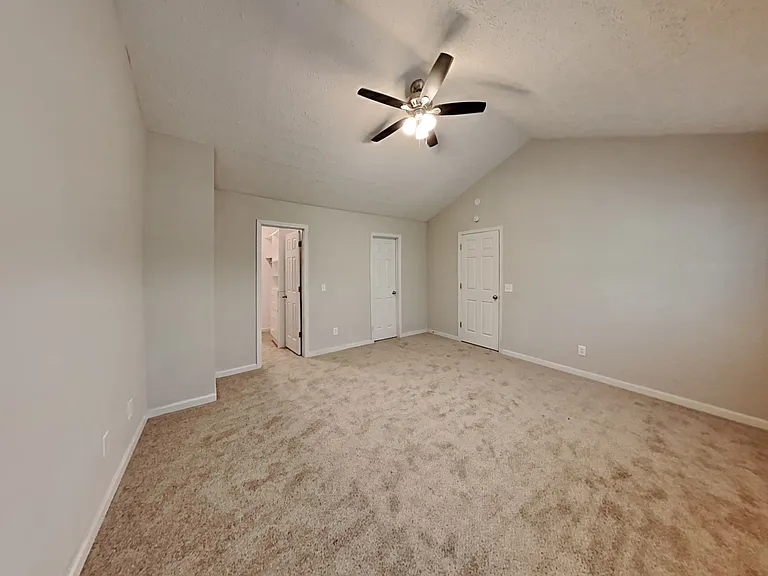 3718 Cherokee Overlook Dr — Photo 7