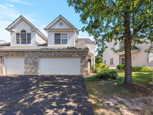 146 Saratoga Ct, Franklin Twp., NJ 08873