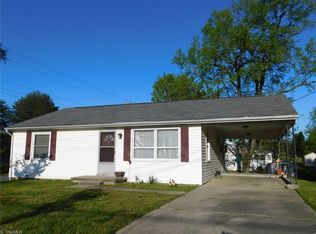 301 Duke St, Thomasville, NC 27360