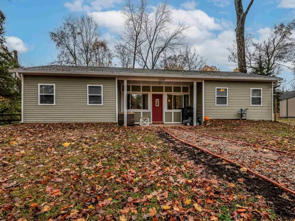 1430 E Bethel Ln, Bloomington, IN 47408