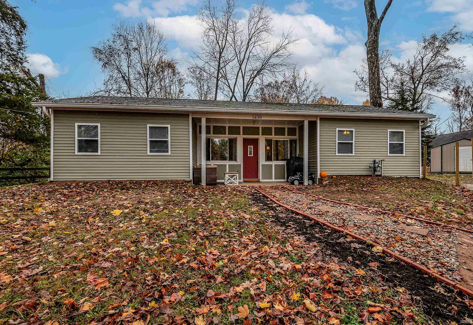 1430 E Bethel Ln photo 1