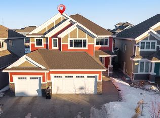 2029 89b St SW, Edmonton, AB T6X 0R9