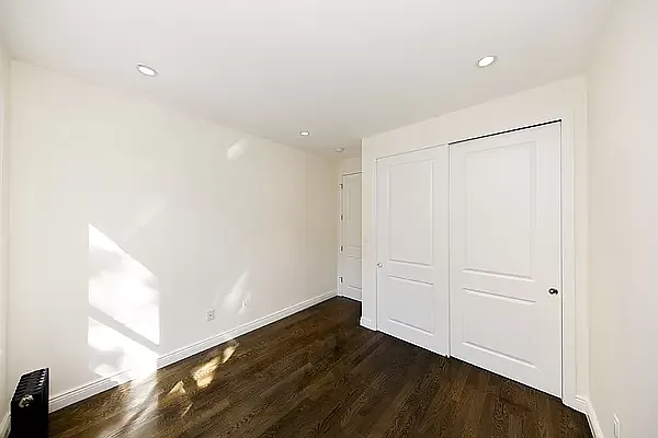 Rented by Avenues Real Estate | media 36