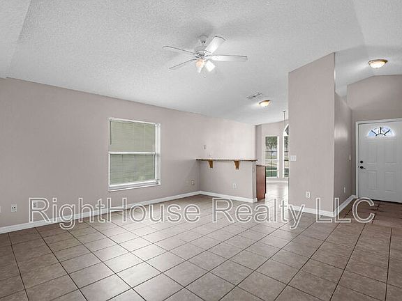 5th image of 7155 Edgewater Shores Ct